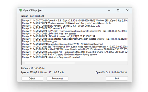 Screenshot zobrazuje příklad konfigurace po úspěšném připojení k OpenVPN z Windows.